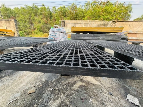 Anti-Slip FRP Grating Panel 48x96x1.5 Inch  (1220x2440x38)– Chemical Resistant Composite Flooring 